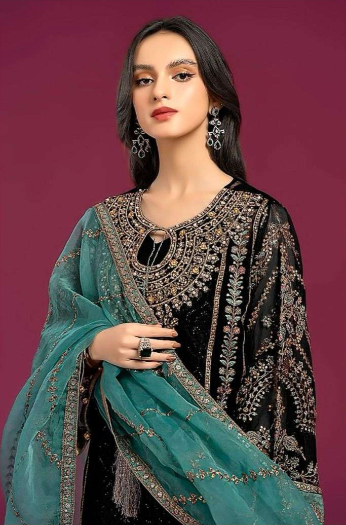 Unstitched Organza Embroidered Suit – Contrast Dupatta | Luxury Wedding Wear