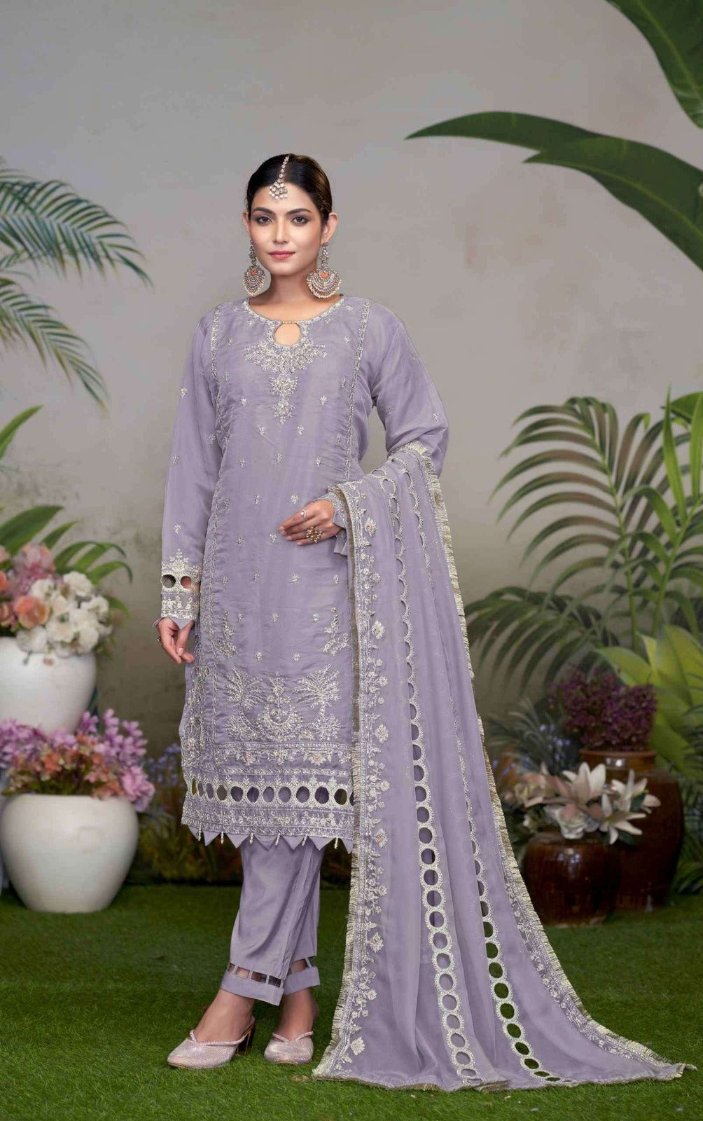 Sadabahar Pure Organza Suit – Hand Embroidered Elegance | Ramzan Eid Special