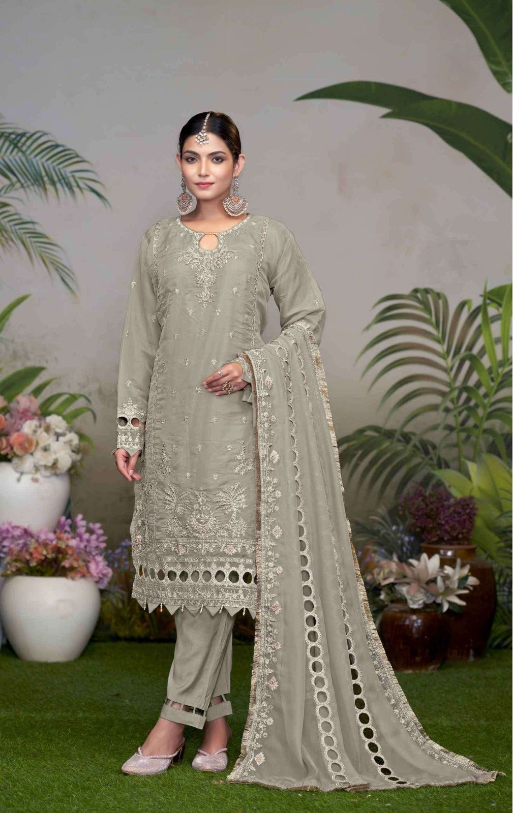 Sadabahar Pure Organza Suit – Hand Embroidered Elegance | Ramzan Eid Special