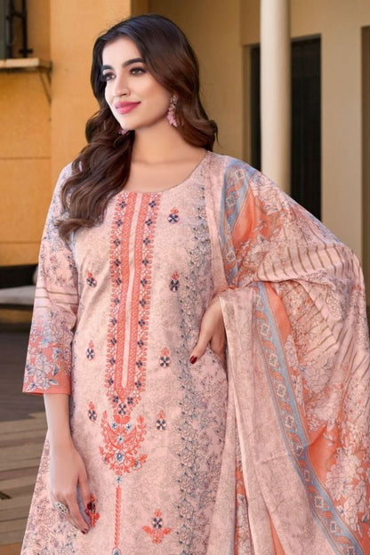 Zehra Embroidered Suit Set