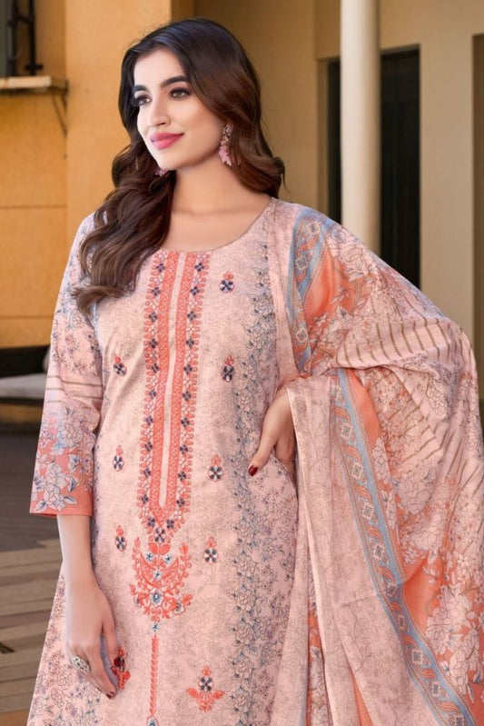Zehra Embroidered Suit Set