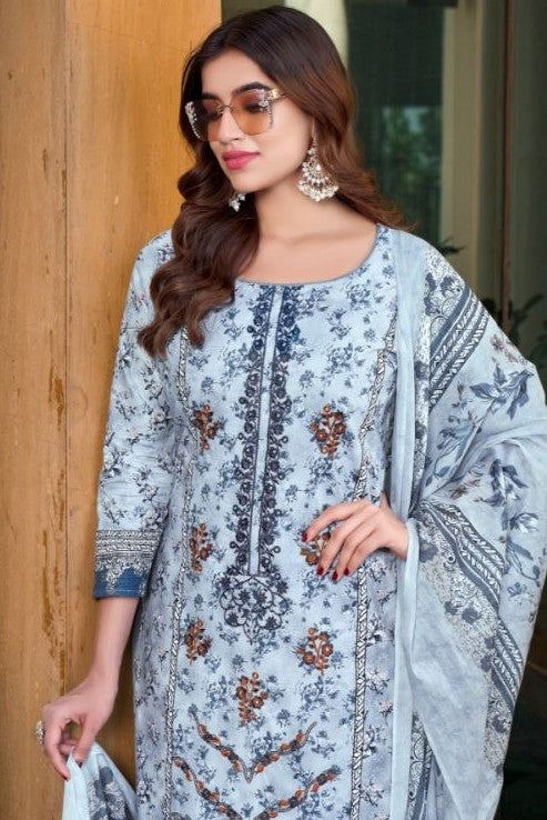 Hoor Embroidered Suit Set